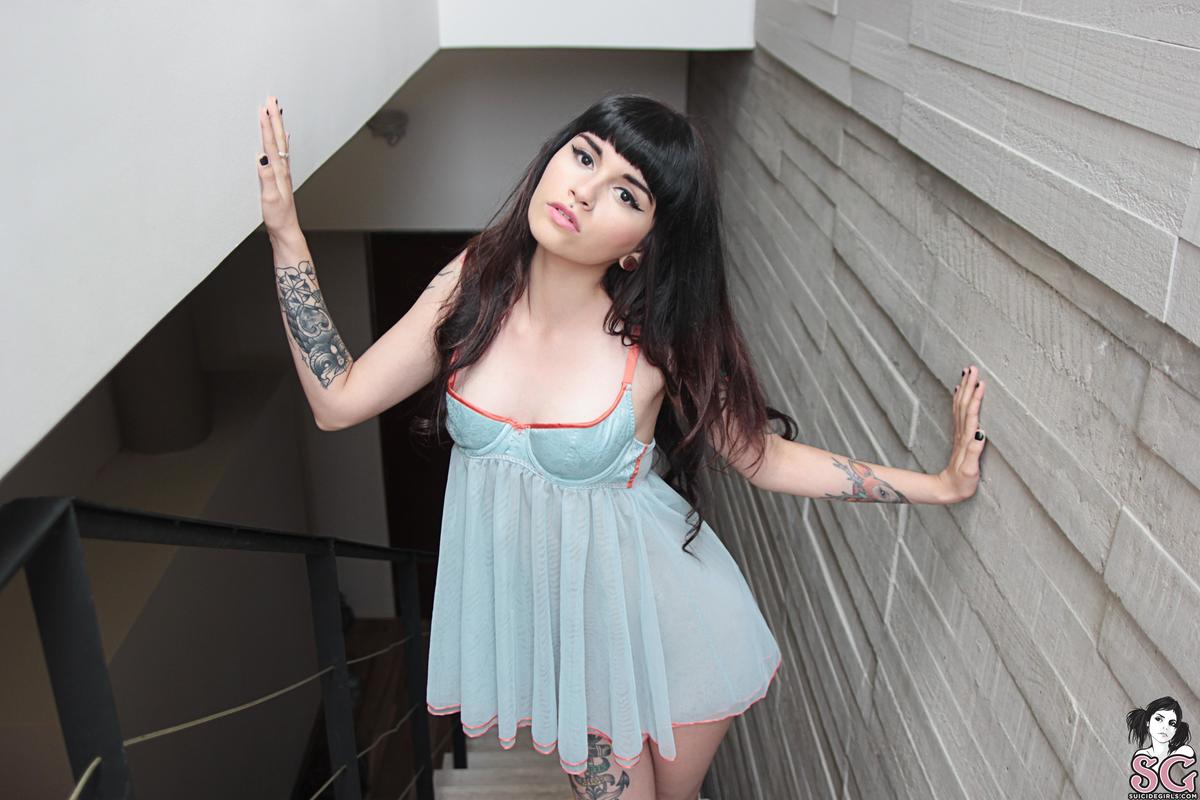 almendra-escaleraalcielo-01.jpg