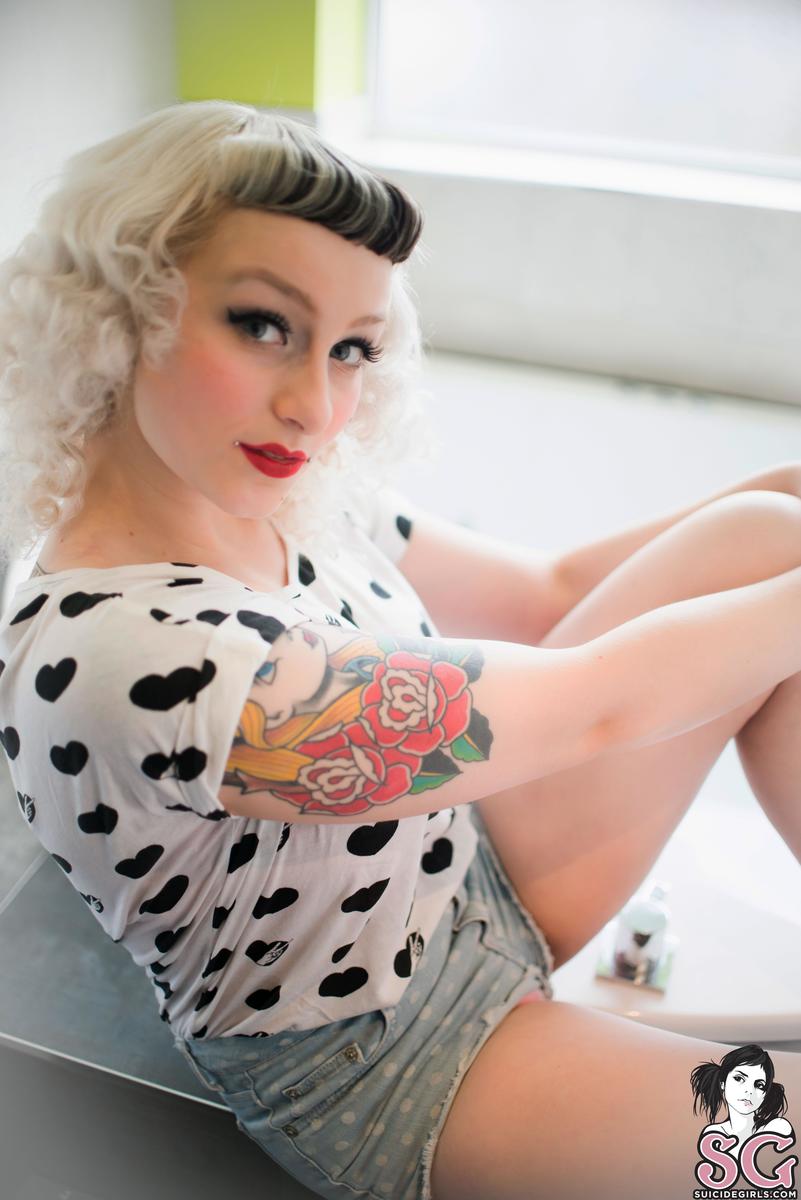 pollyanther-bathtime-03.jpg