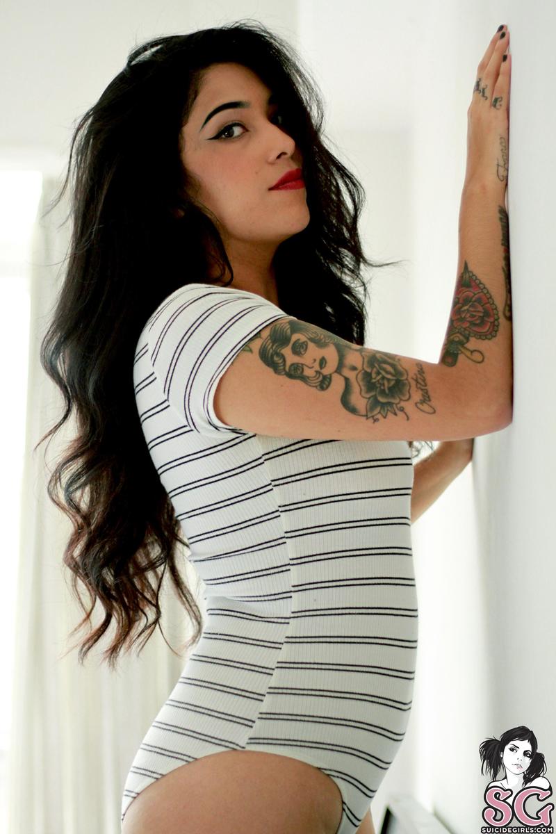 virika-sweetwhoopywhite-13.jpg