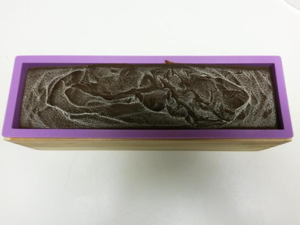 pinetarbeeswaxbrinesoap.jpg