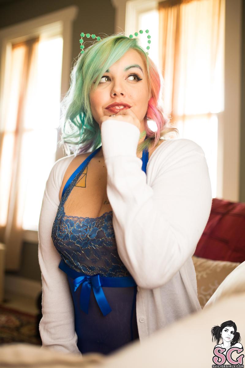 roguedoll-kittenplay-03.jpg