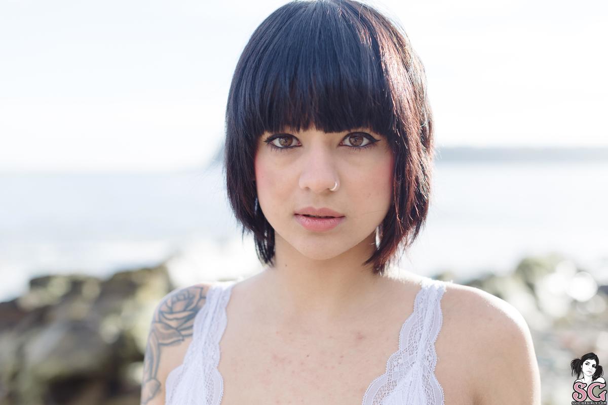 bobbielauramarie-bythesea-17.jpg