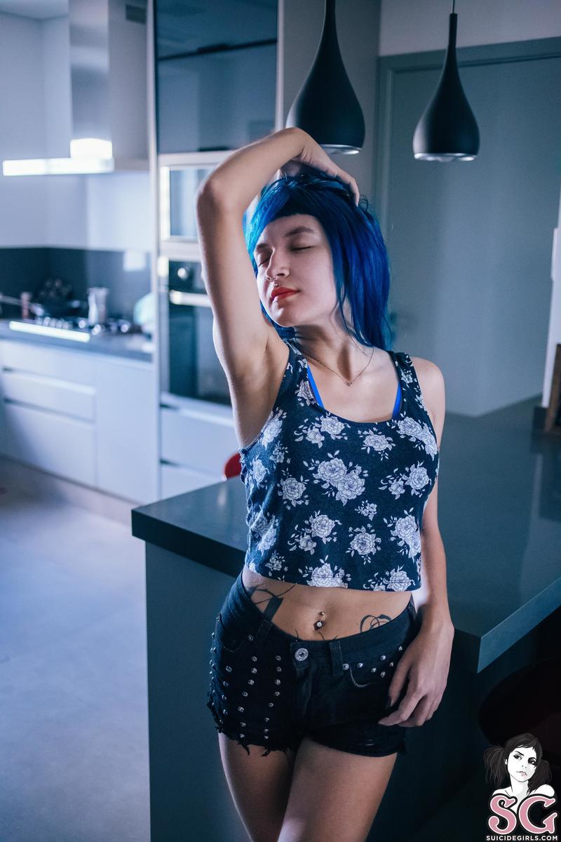 wingsweak-blueisthewarmestcolor-03.jpg