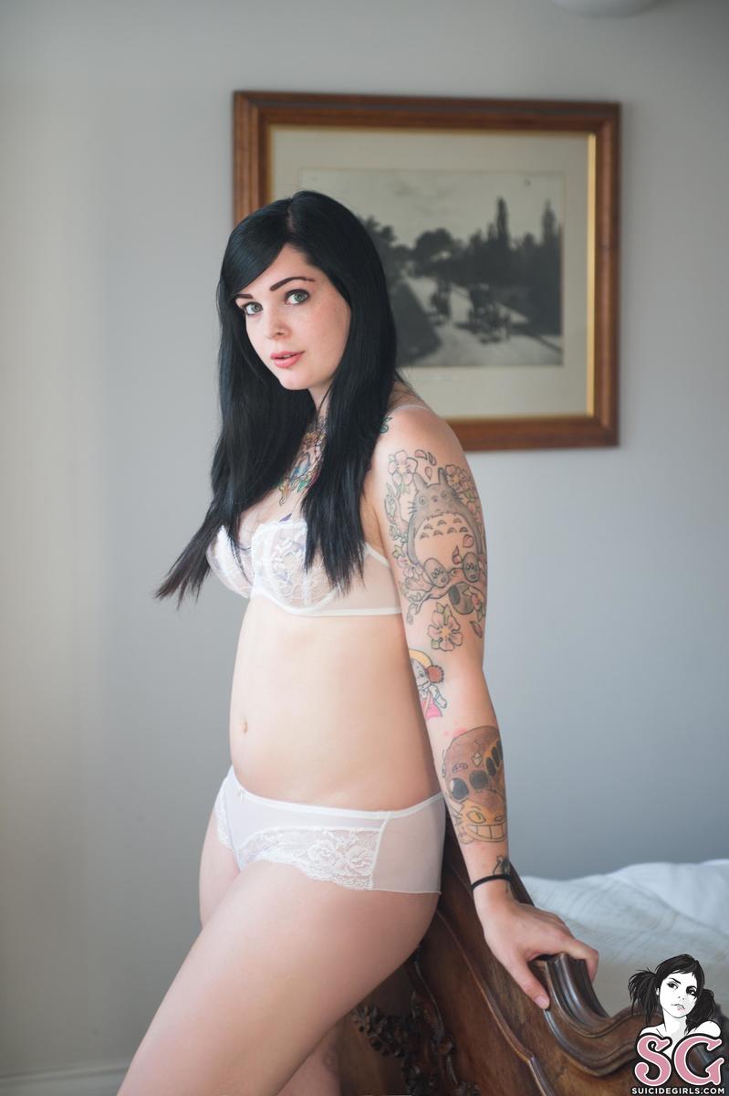 lorii-intoyou-01.jpg