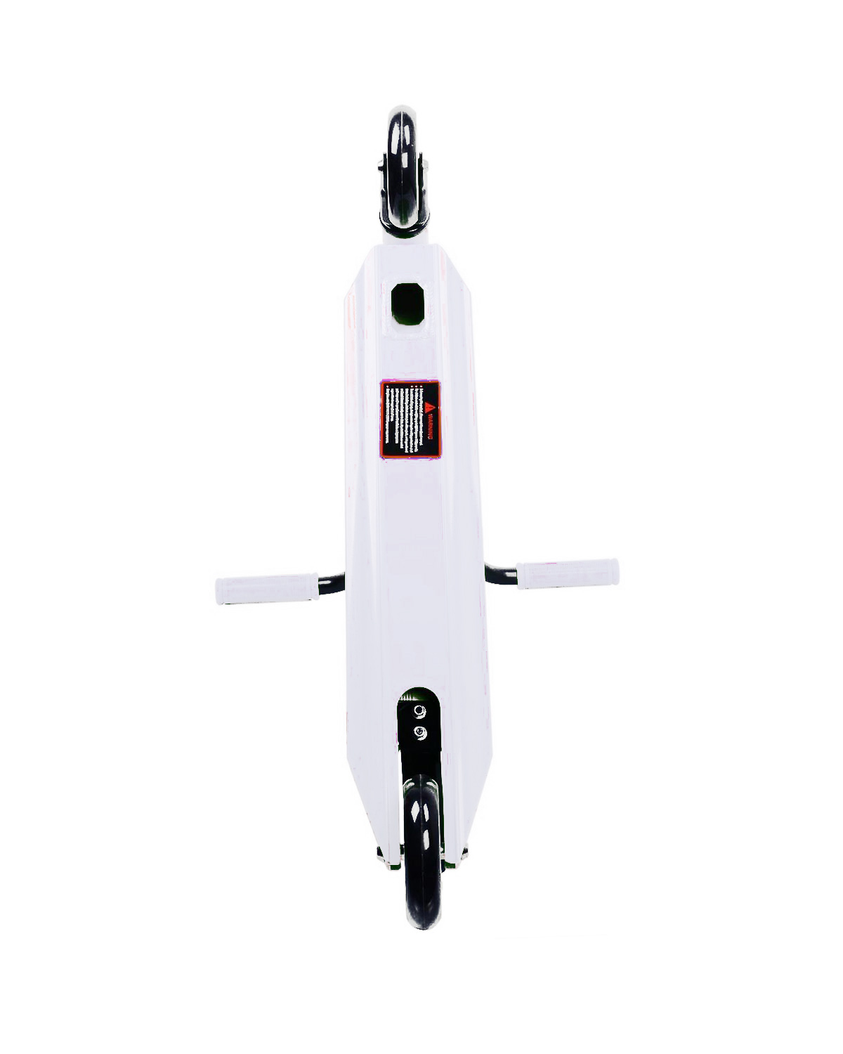 Storm-White_04