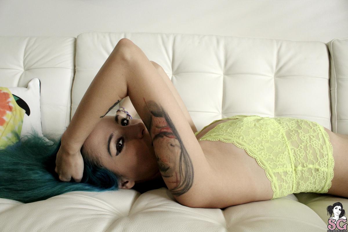 missfiend-higherthanyou-15.jpg