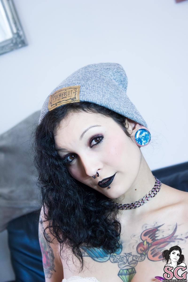 blackspringball-chilling-25.jpg