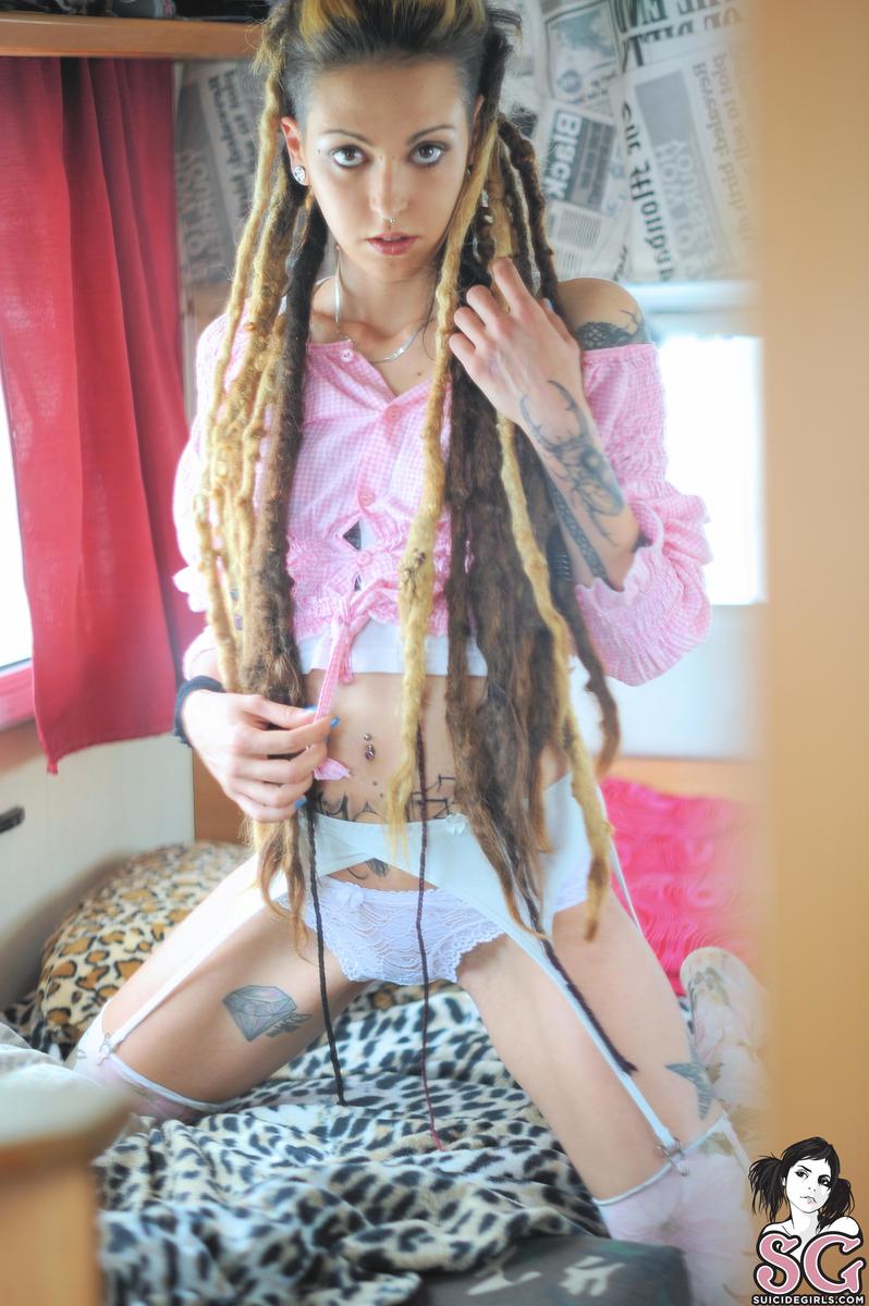 fridaysqualor-mysweetlust-01.jpg