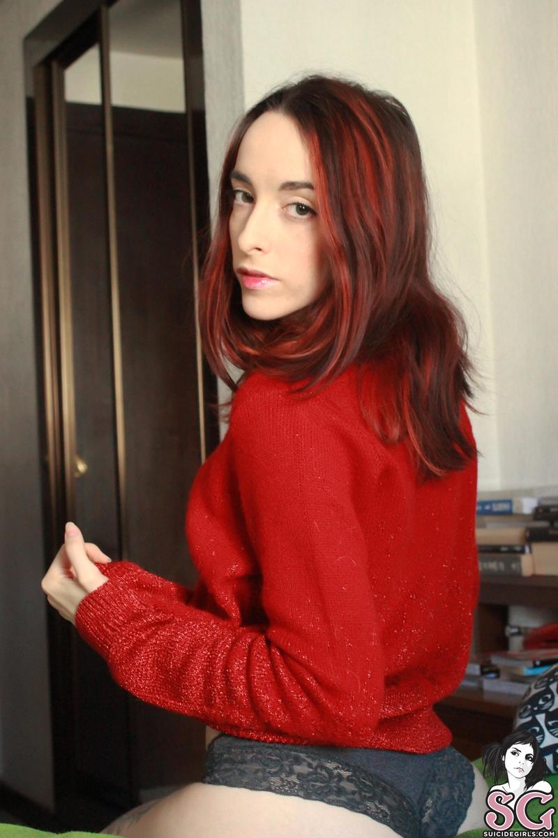 zenn-babyitscoldoutside-07.jpg