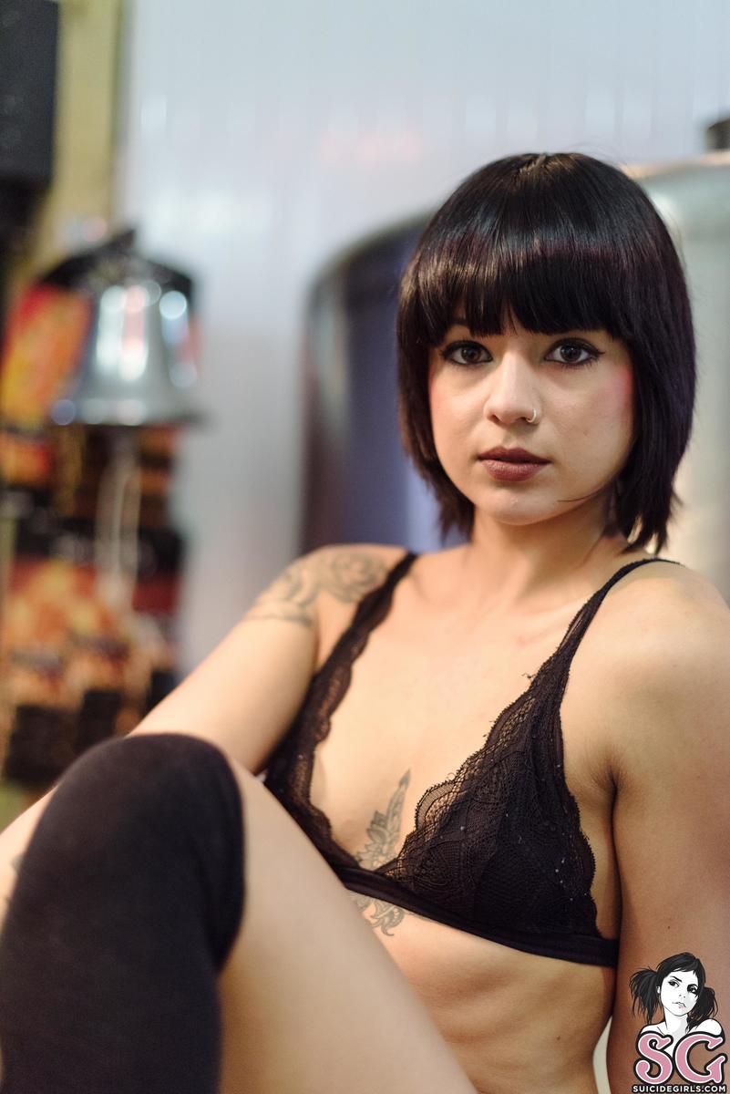 bobbielauramarie-thebrewery-33.jpg