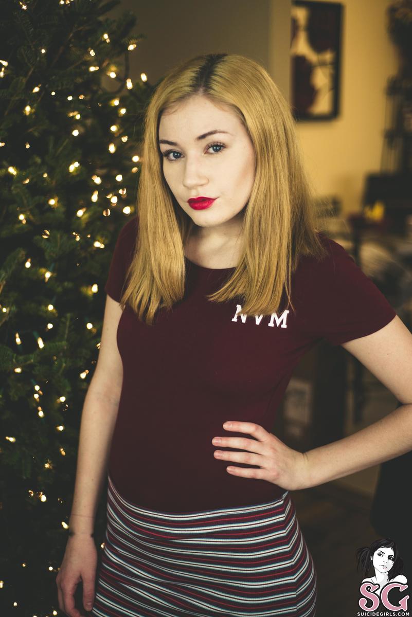 seductive-happyholidays-01.jpg