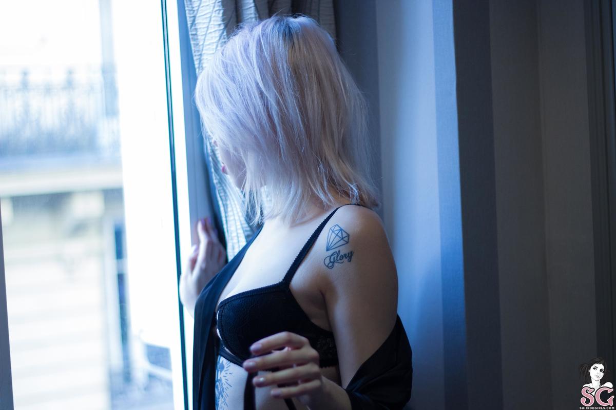 helynn-silverlight-05.jpg