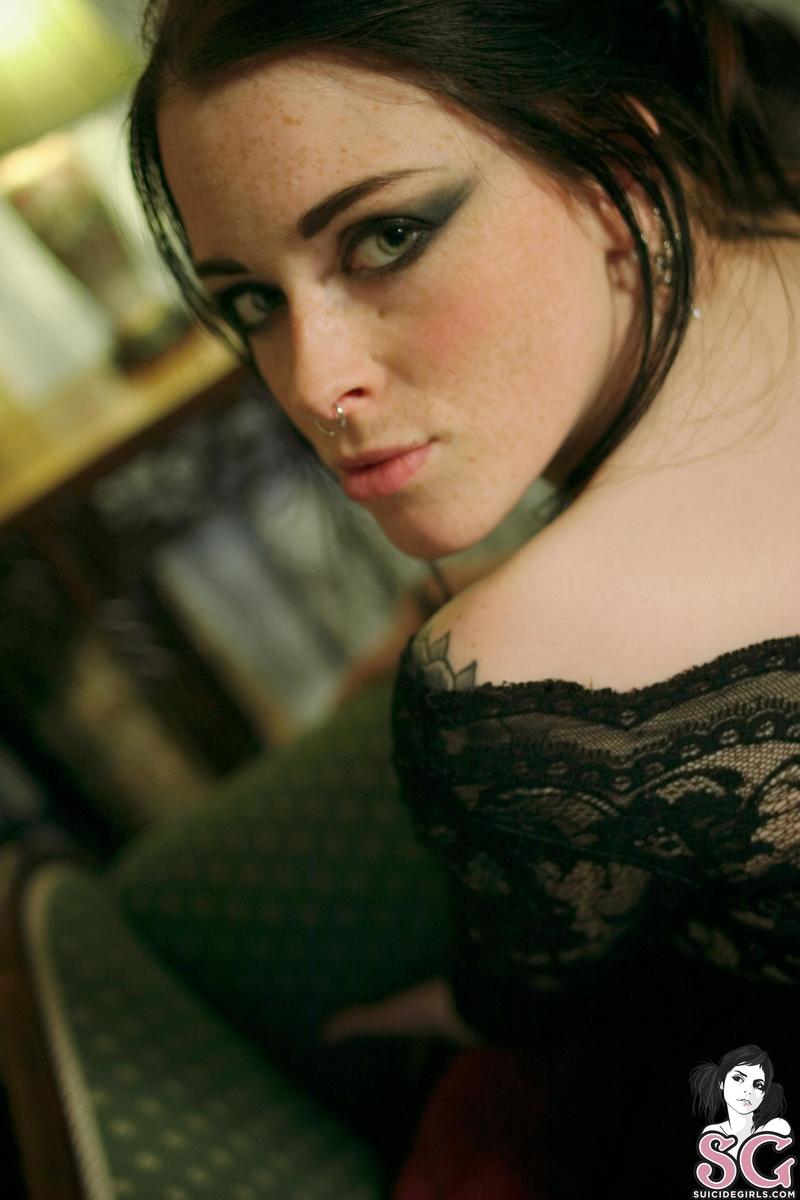 annalee-strangecreatures-05.jpg