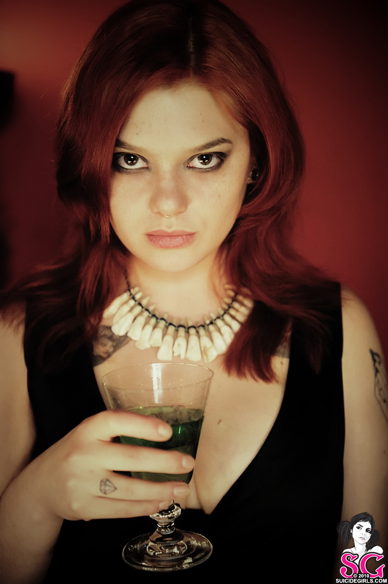 clio-magicasexualis-07.jpg