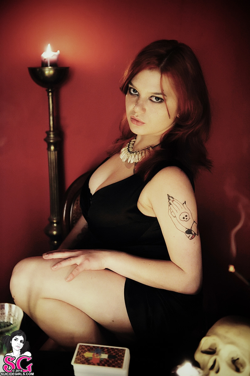 clio-magicasexualis-09.jpg
