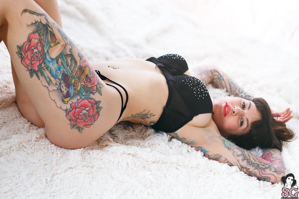 katdelakat-katdelakatsbrunettevenusdream-21.jpg