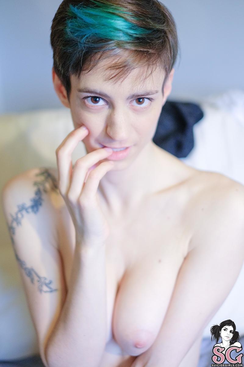 soniadorita-innocencetodust-37.jpg