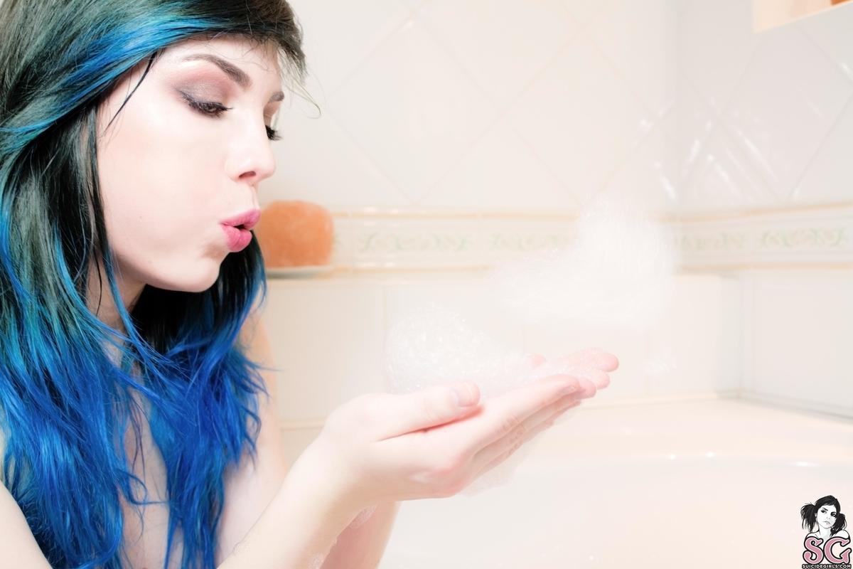 lovia-jacuzzitime-33.jpg