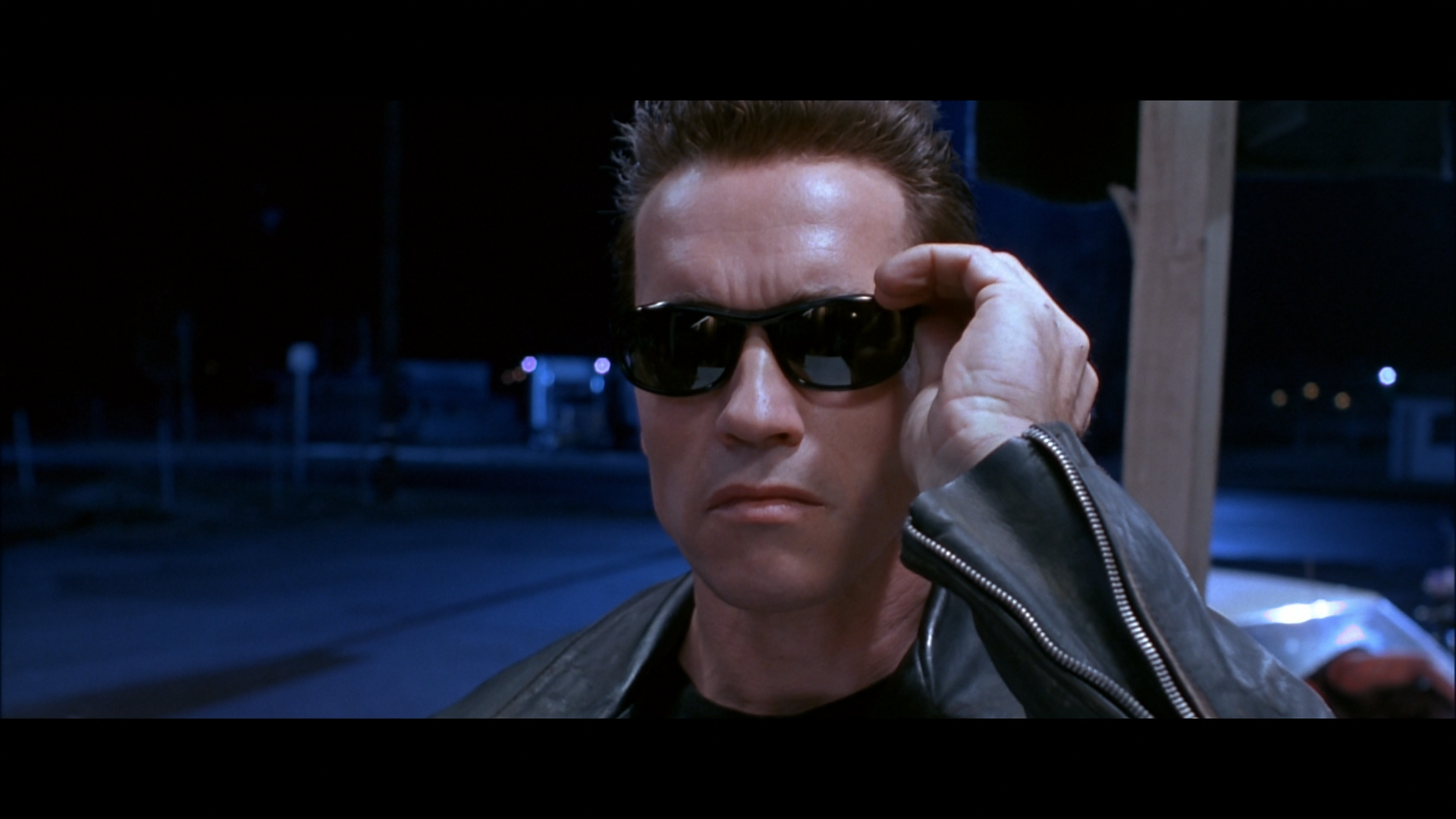 Terminator_2_t03.mkv_snapshot_00.10.11_2017.05.16_17.58.35.png