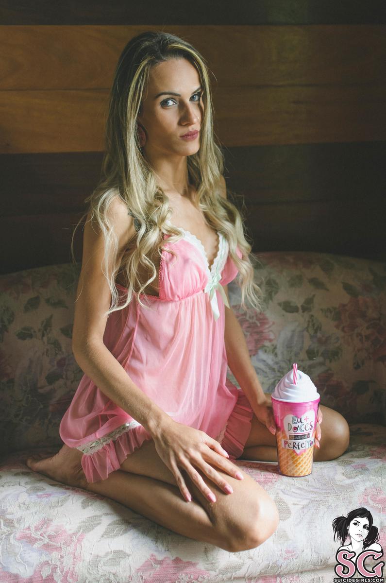angell-roughdelicacy-01.jpg