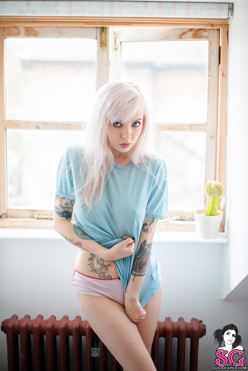 emilylaser-platinum-01.jpg