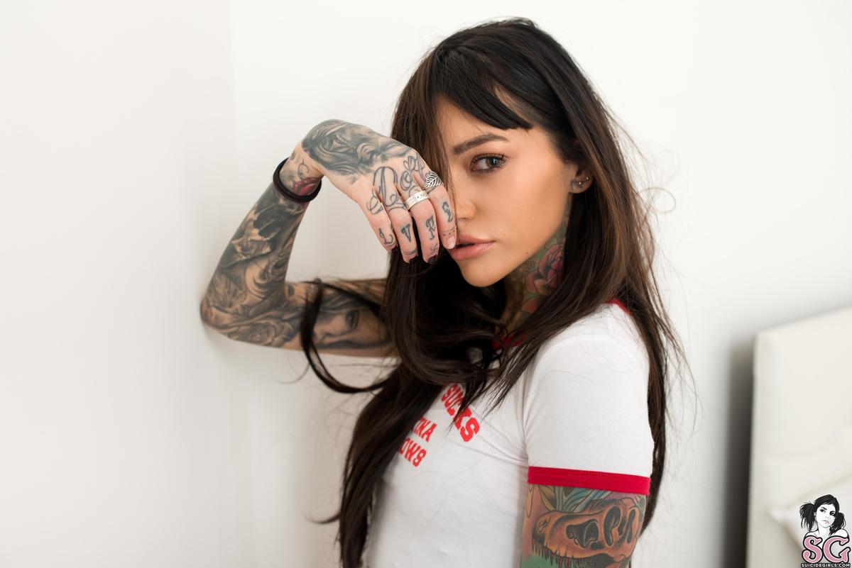 foxilla-britneysucks-05.jpg