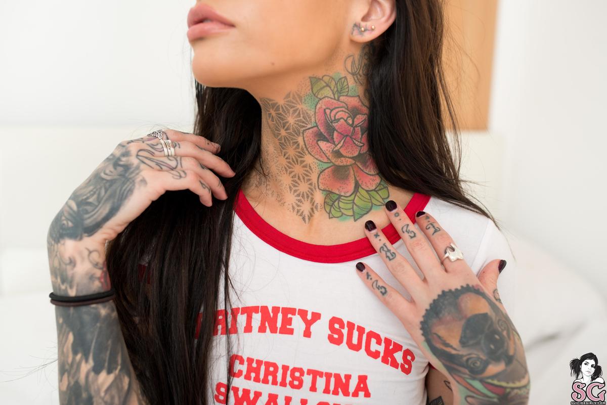 foxilla-britneysucks-07.jpg