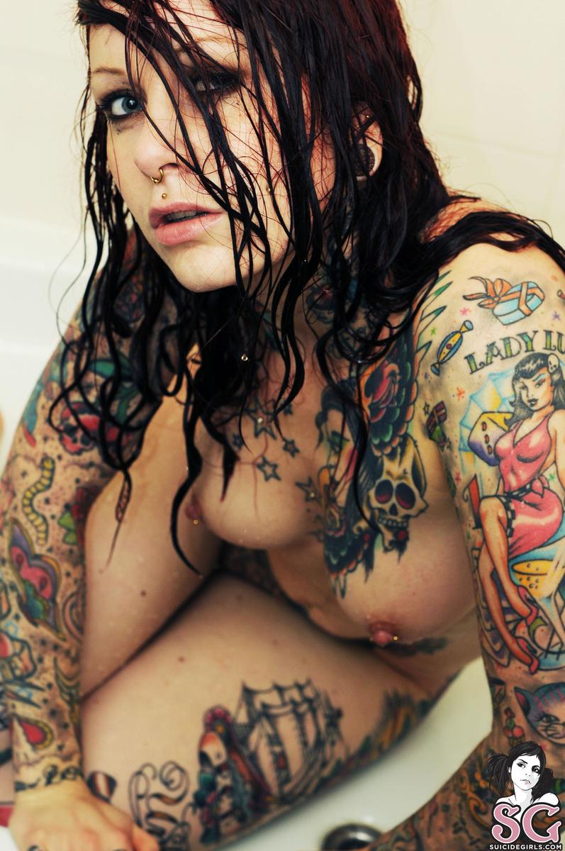 candee-wetgoeswild-21.jpg