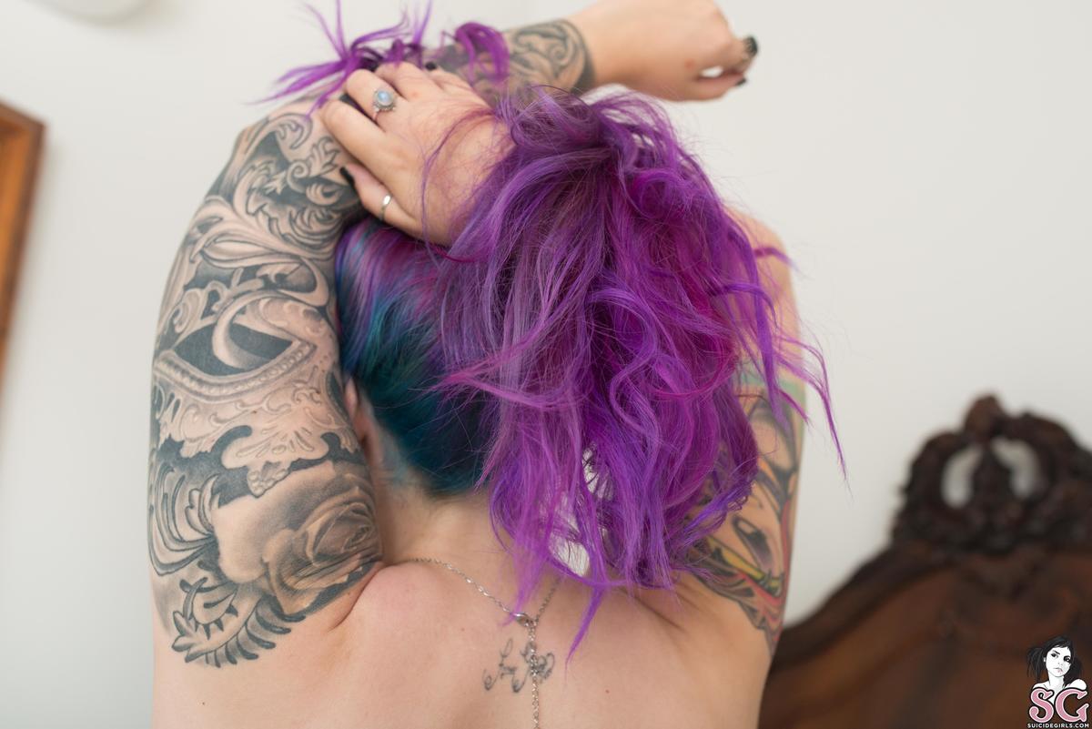 violetwolf-whatsyoursign-29.jpg