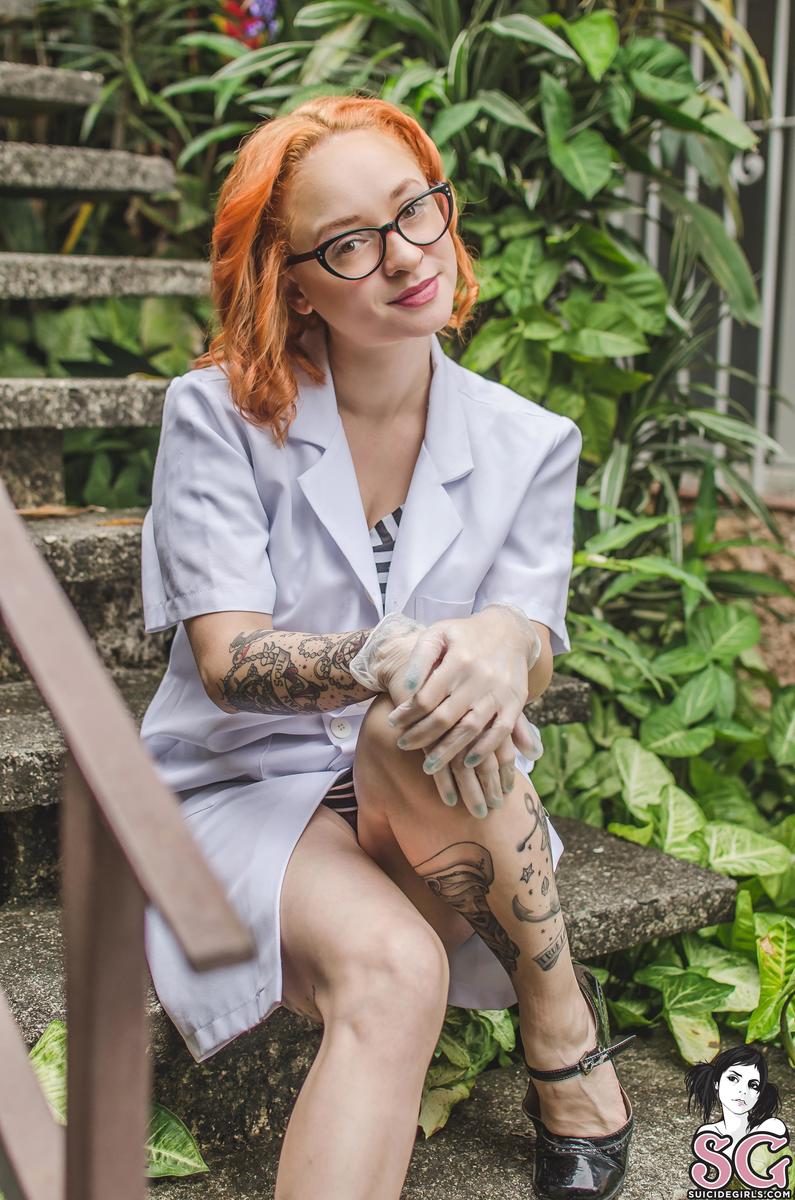joyvasty-poisonivy-07.jpg