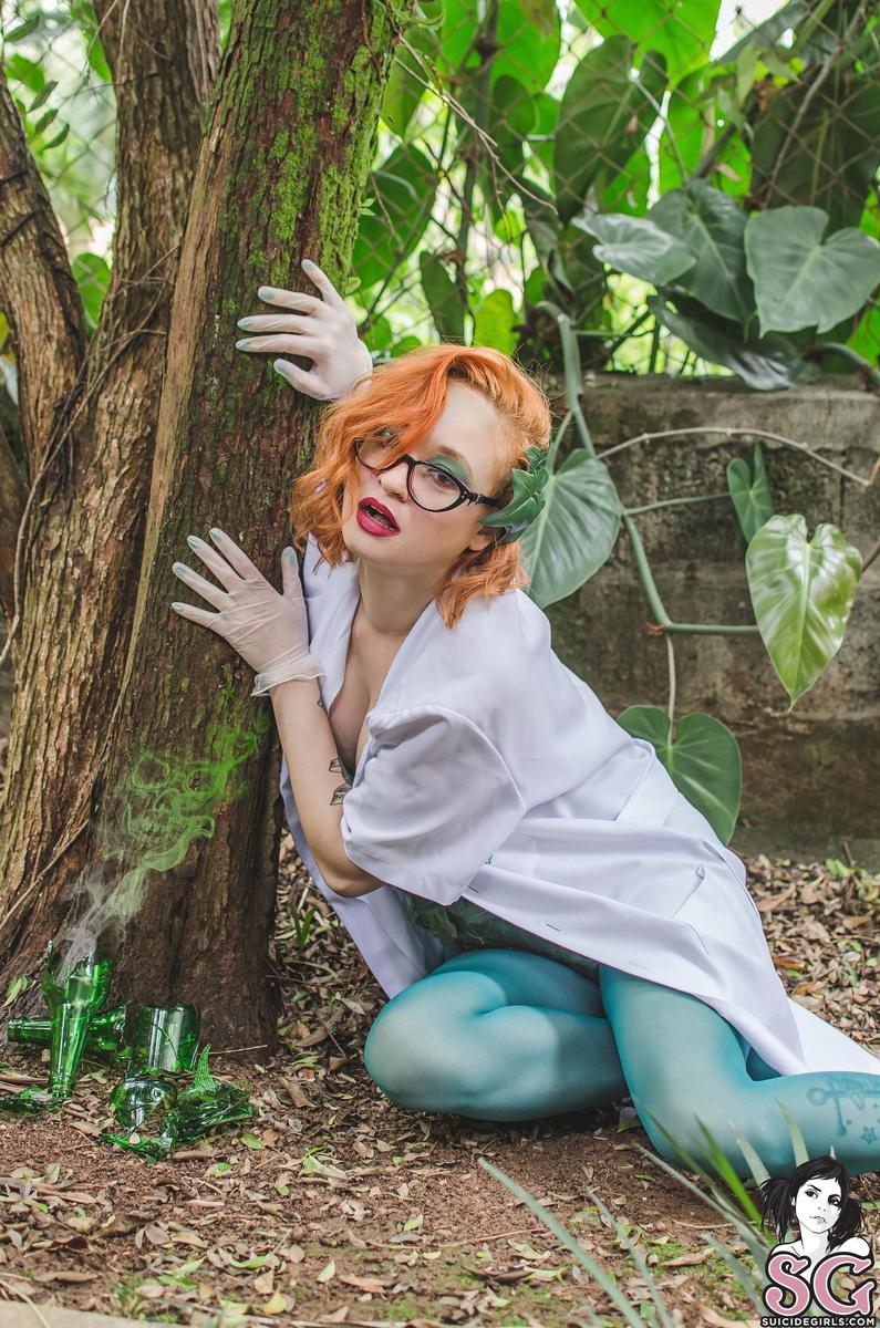 joyvasty-poisonivy-11.jpg