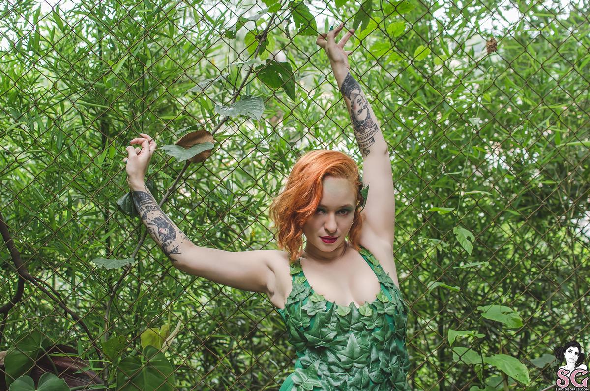 joyvasty-poisonivy-21.jpg