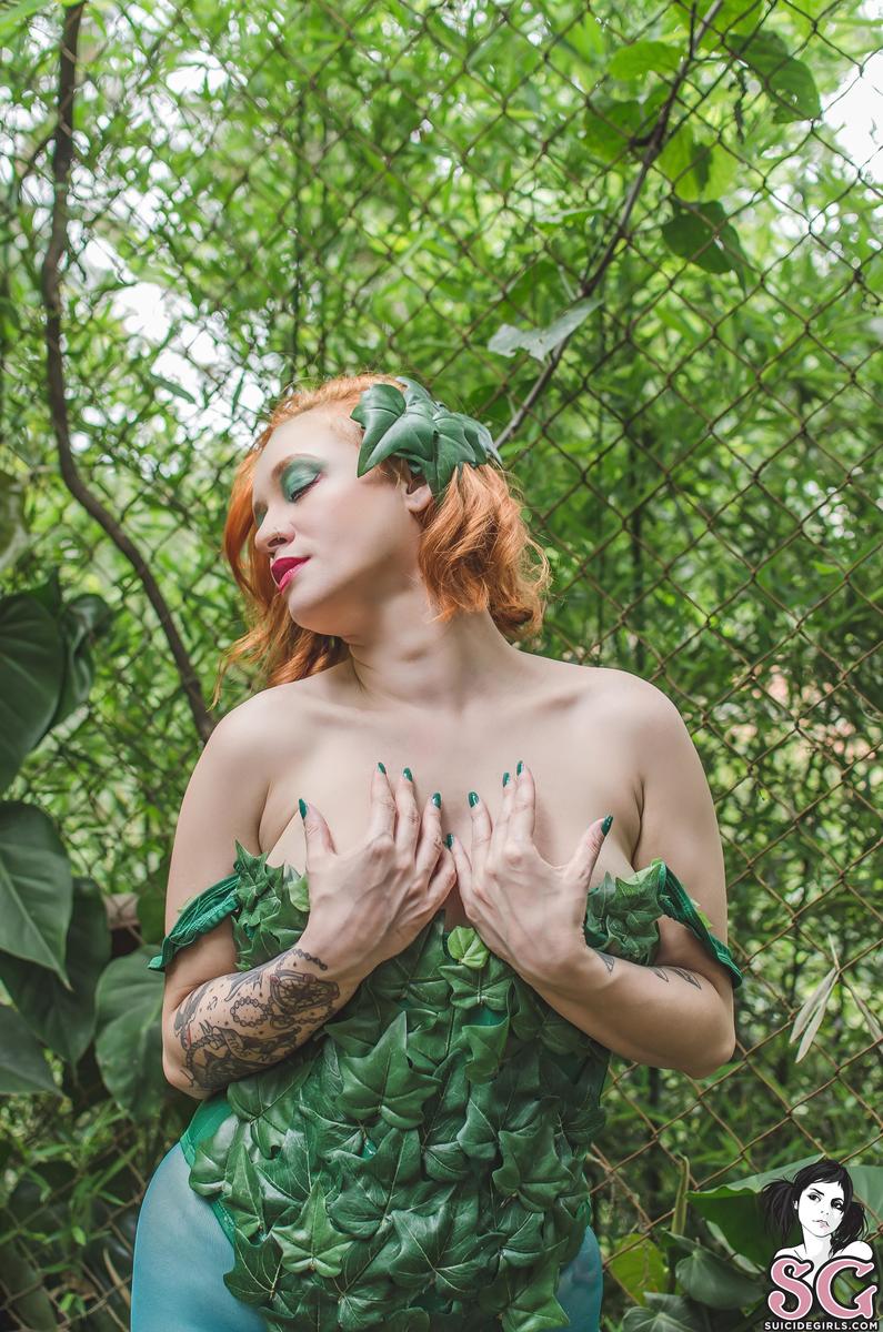 joyvasty-poisonivy-23.jpg