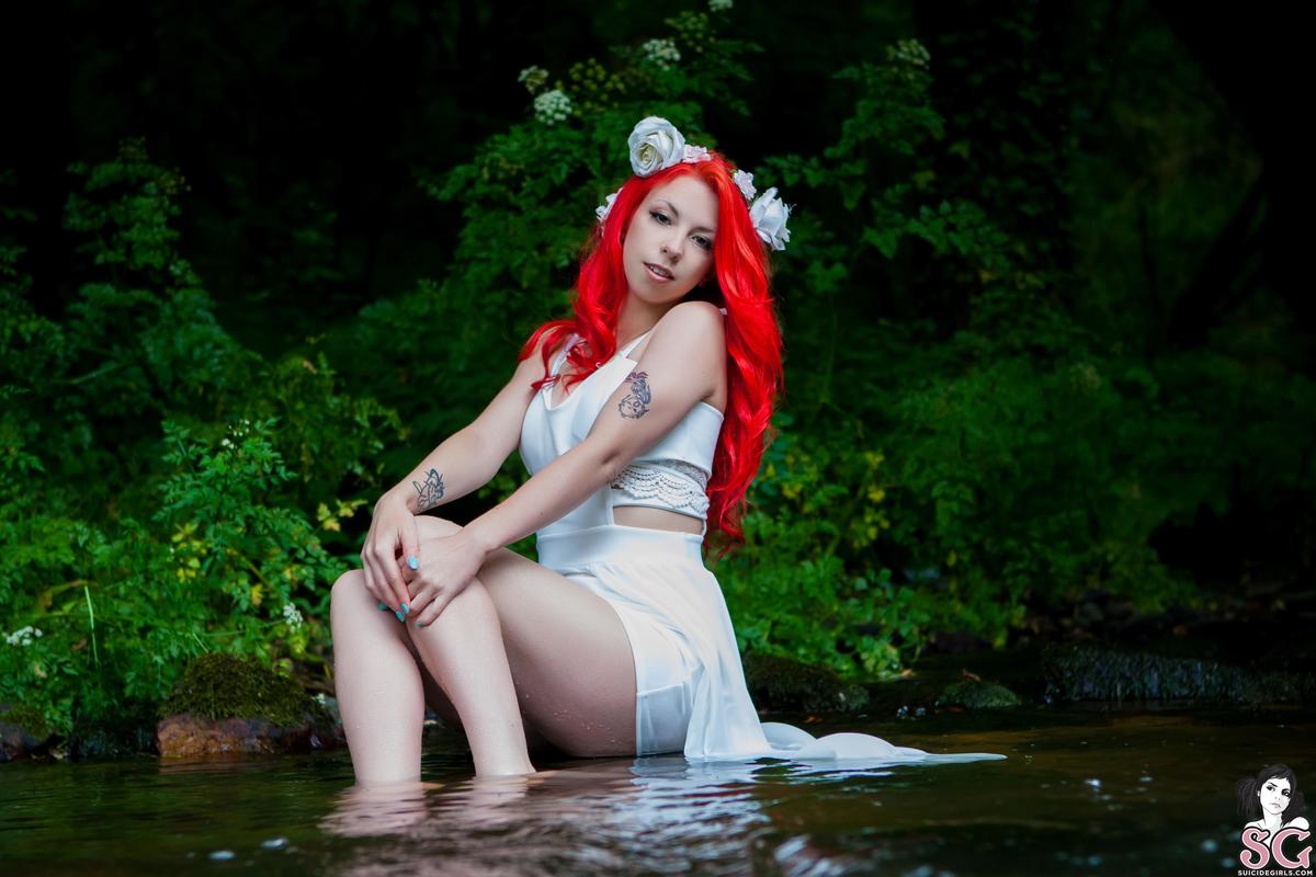 prettyangie-ondine-01.jpg