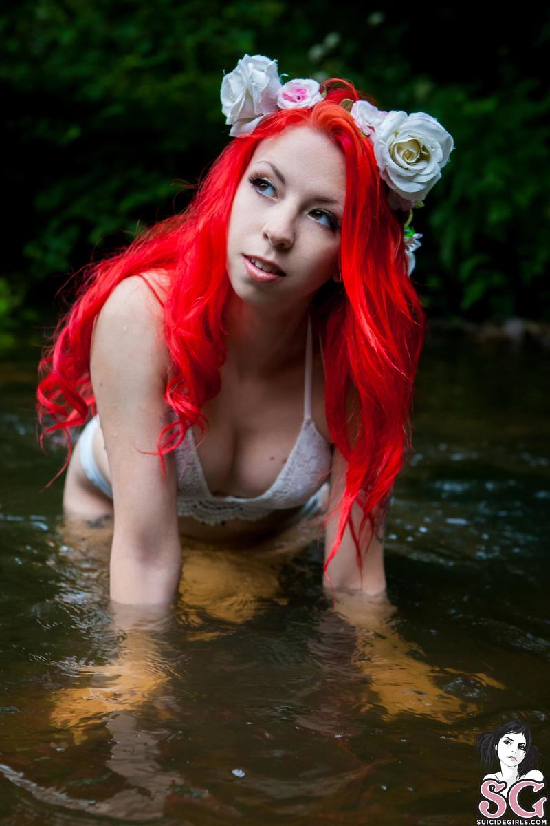 prettyangie-ondine-11.jpg