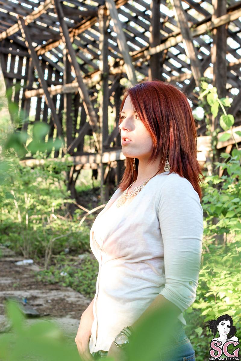 kyralynne-inthegreenhouse-03.jpg