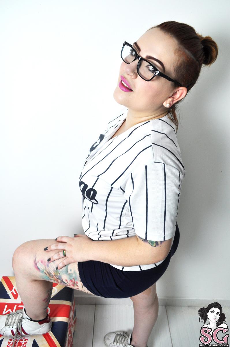 miaaltways-geekgirlkeepingcalmandcarryingon-03.jpg