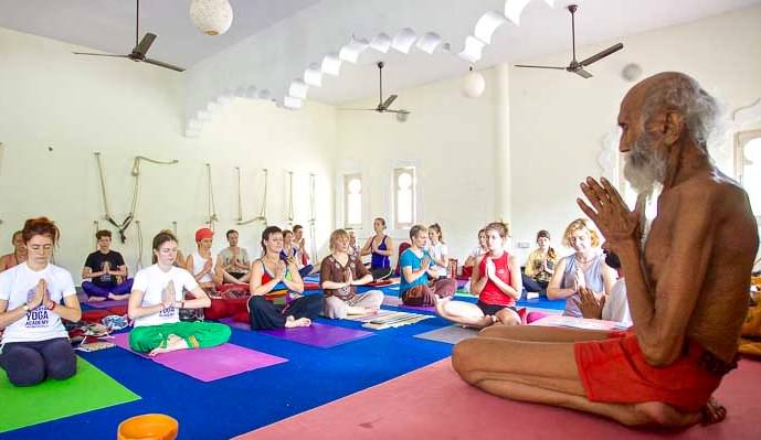 Authentische Yogalehrer Ausbildung in Deutschland