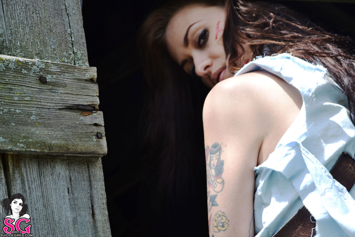 scoli-evildead-09.jpg