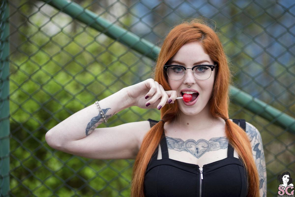 bruna-howtorollerskate-01.jpg