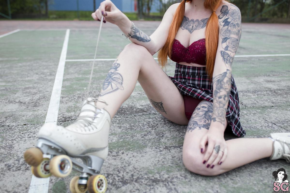 bruna-howtorollerskate-19.jpg