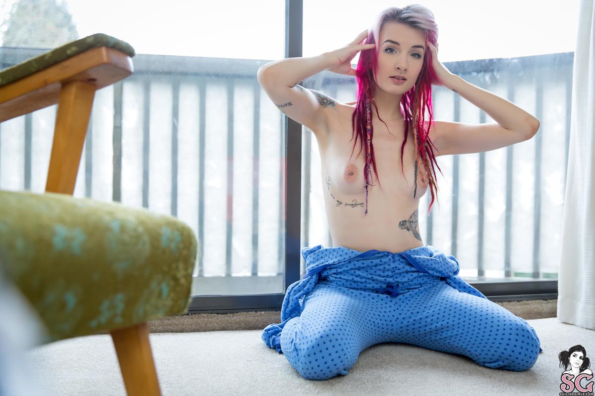 stormyent-onesie-13.jpg
