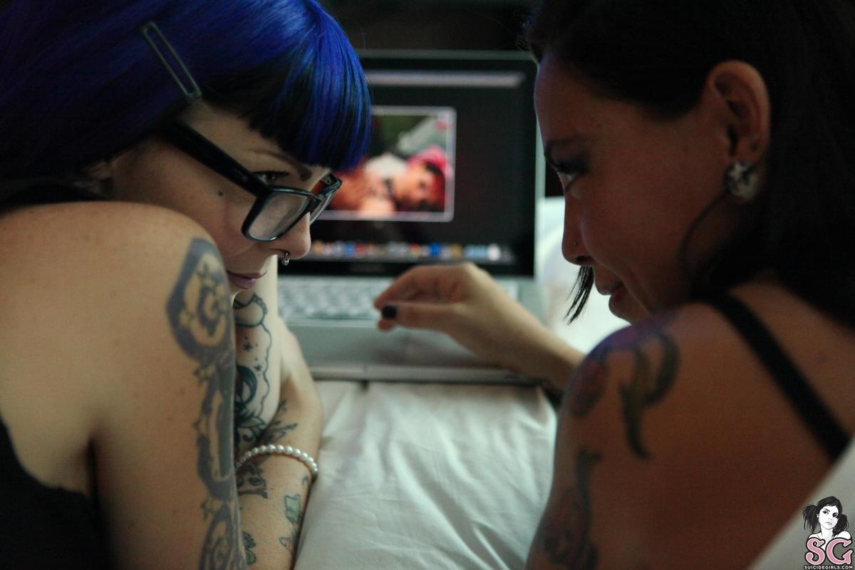 riae-londonlove-03.jpg