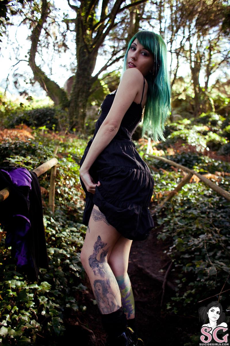 discordia-forestwhispers-07.jpg