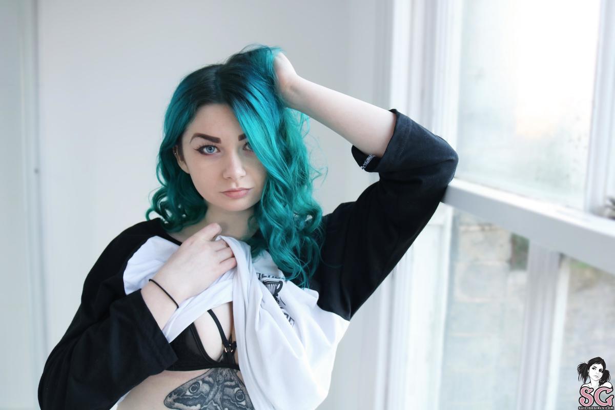 sithis-aquamarine-05.jpg