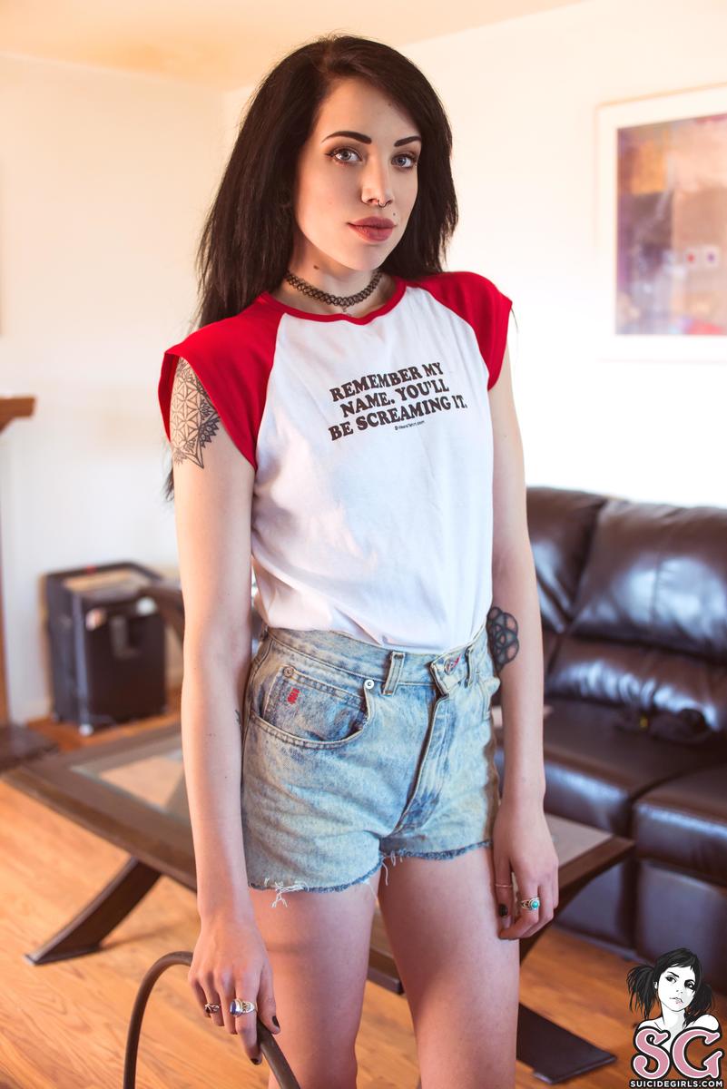 moe0420-mellowmoe-03.jpg