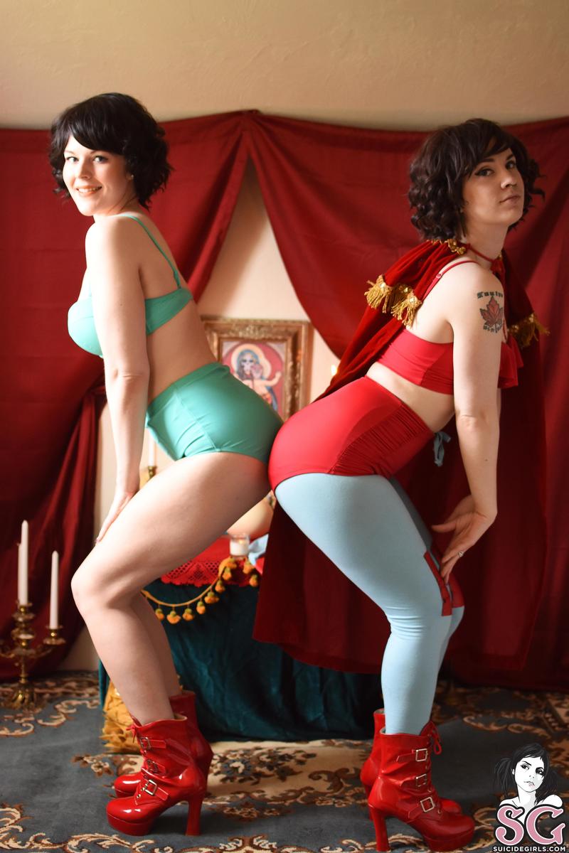 beboped-anacondasqueeze-03.jpg