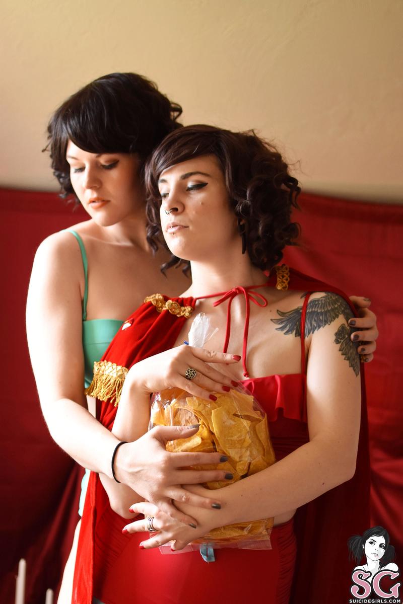 beboped-anacondasqueeze-07.jpg