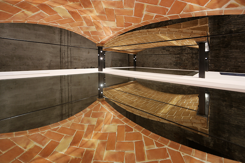 02_01_Beyond_the_Slab_I_6J0A4706copy.png