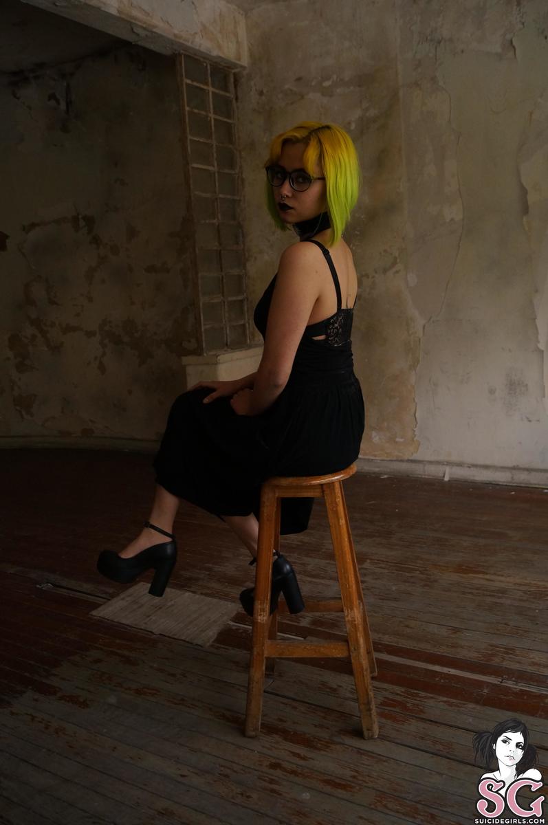 missmuerte-untitled-01.jpg